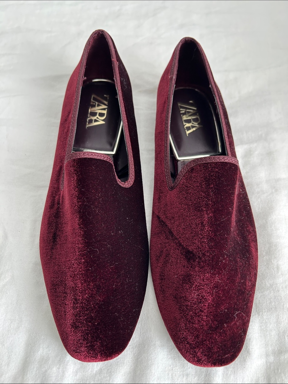 Zara Wine Red Velvet Slip-On Loafers